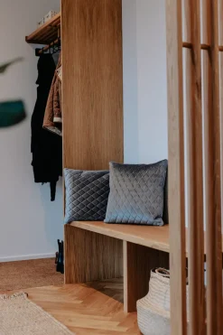 Specktrum Daytona Pillow - Silver/Blue Square