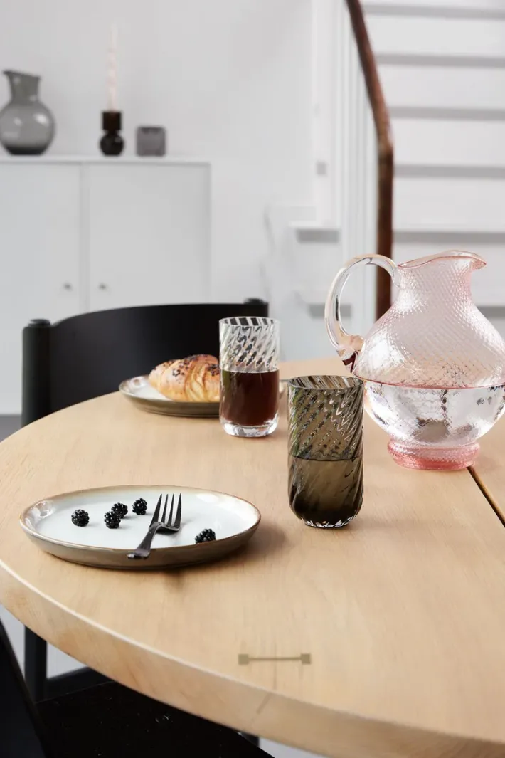 Specktrum Harlequin Carafe - Blossom Round