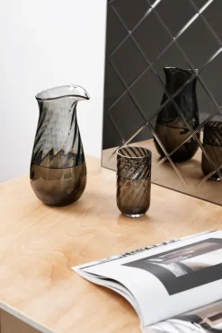 Specktrum Meadow Pitcher No. 2 - Swirl - cylinder - Grey