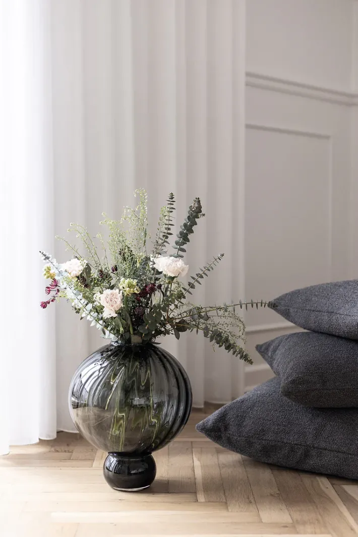 Specktrum Meadow Swirl Vase - Grey Large