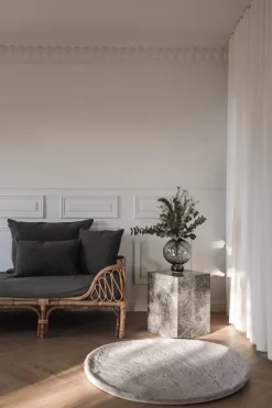 Specktrum Phantom Cube Table - Cave Side Table