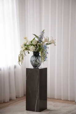 Specktrum Phantom Cube Table - Lightning Pedestal