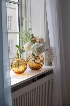 Specktrum Sadie Vase - Line - Amber Medium