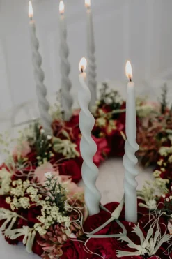 Specktrum The Curly Candle Collection - Packed with 4 Pieces per box - Essential Emerald Fully Curled