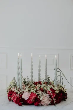 Specktrum The Curly Candle Collection - Packed with 4 Pieces per box - Essential Emerald Fully Curled