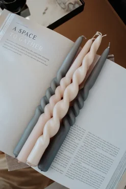 Specktrum The Curly Candle Collection - Packed with 4 Pieces per box - Steel Grey Middle Curled